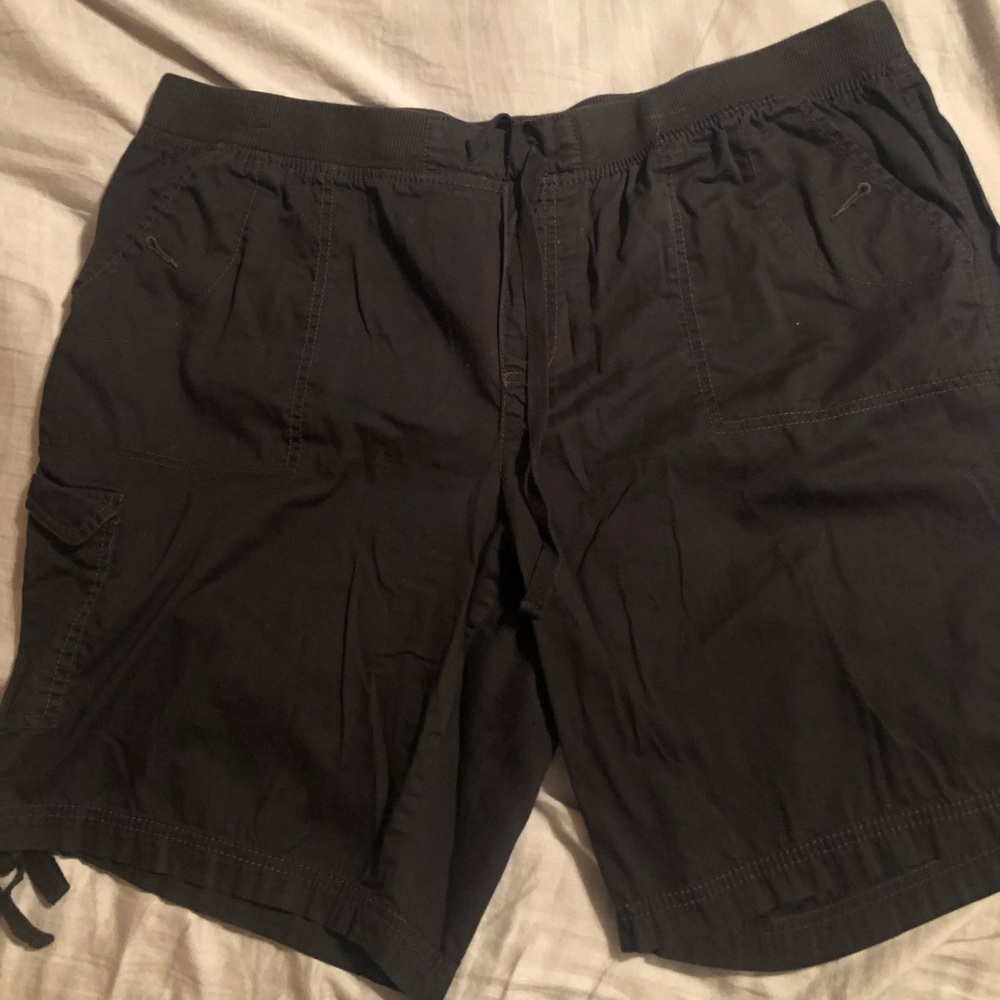 Faded Glory pull on bermudas